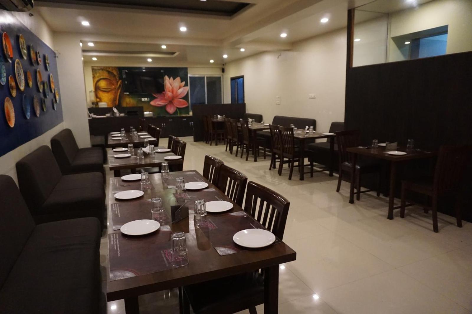 Hotel Yash Executive Evrengabad Dış mekan fotoğraf