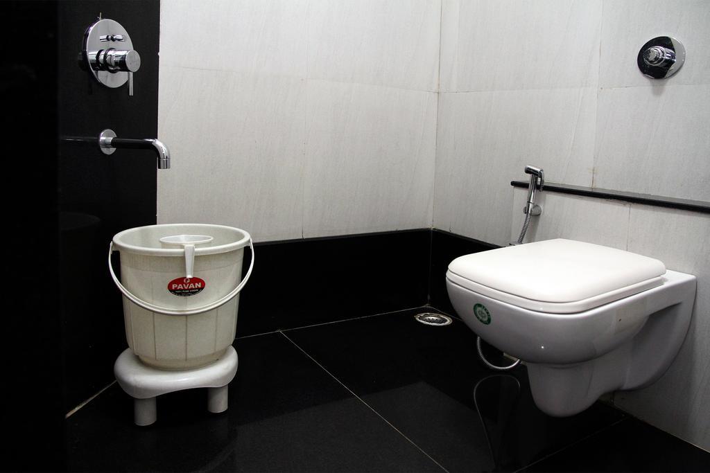 Hotel Yash Executive Evrengabad Oda fotoğraf